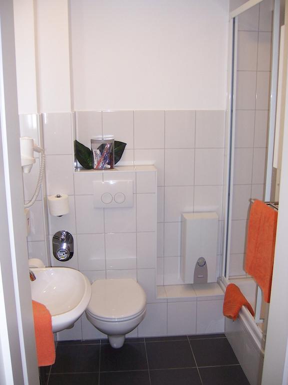 Darz Gastezimmer Hamburg Bilik gambar